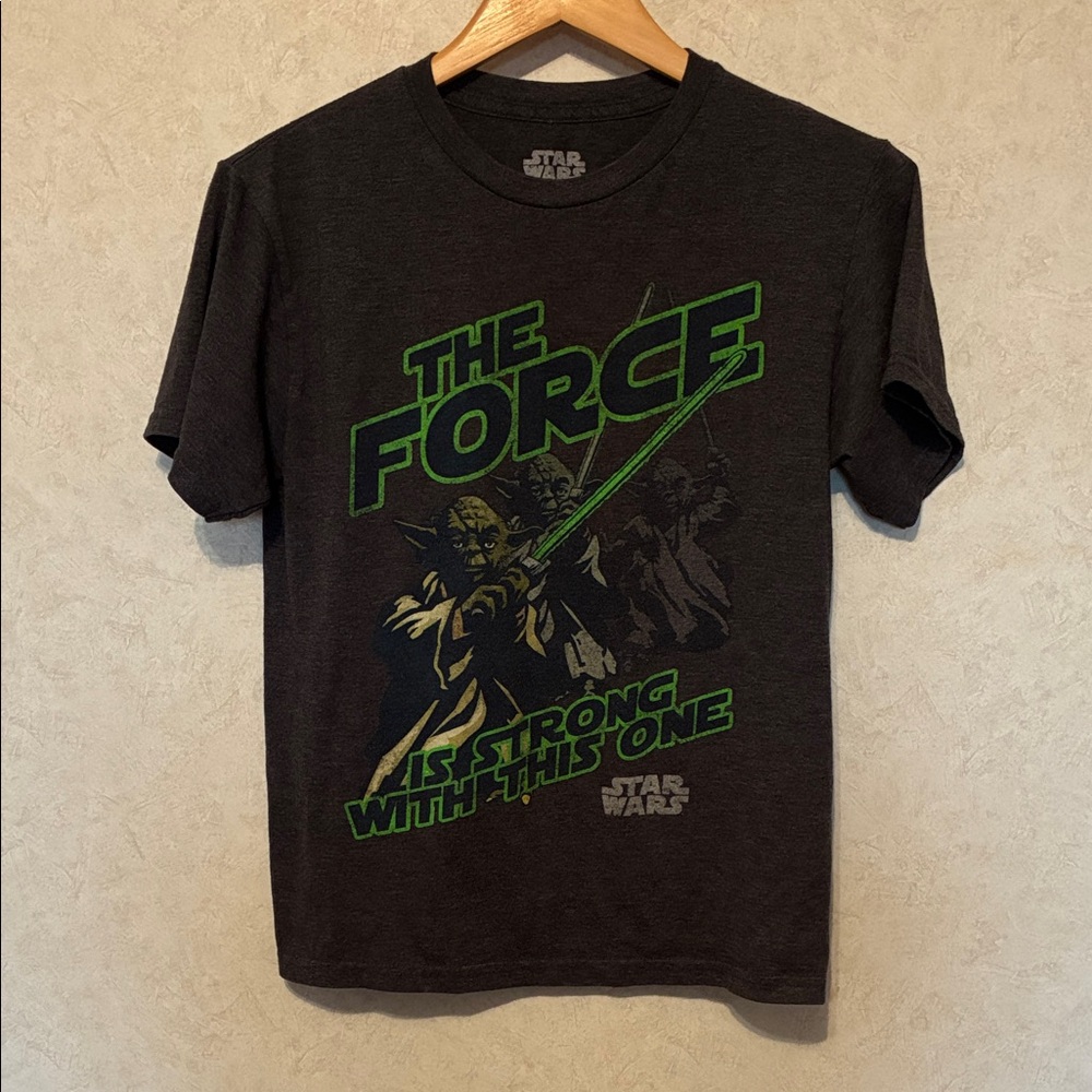 Star Wars Dark Gray Yoda Graphic Tee